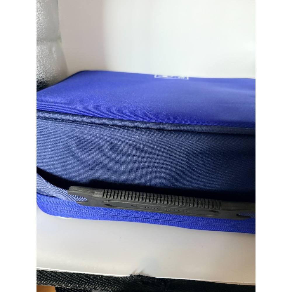 Champion Lunch Box with Built in Tray - NWT - Picture 5 of 6